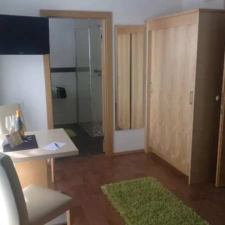 Fabienne Apartment *